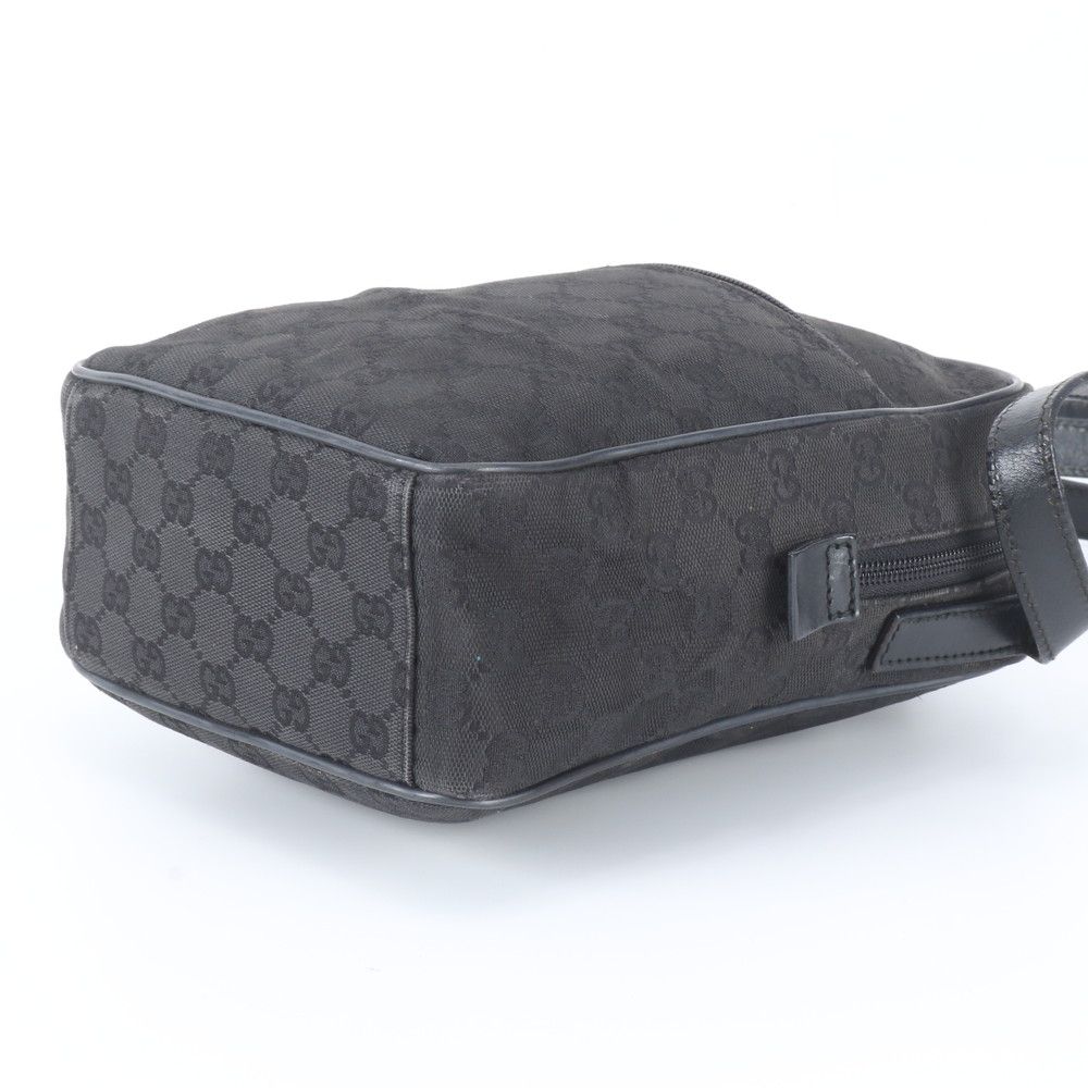 Gucci GG Canvas Leather Shoulder Bag Crossbody Messenger Black — view 4