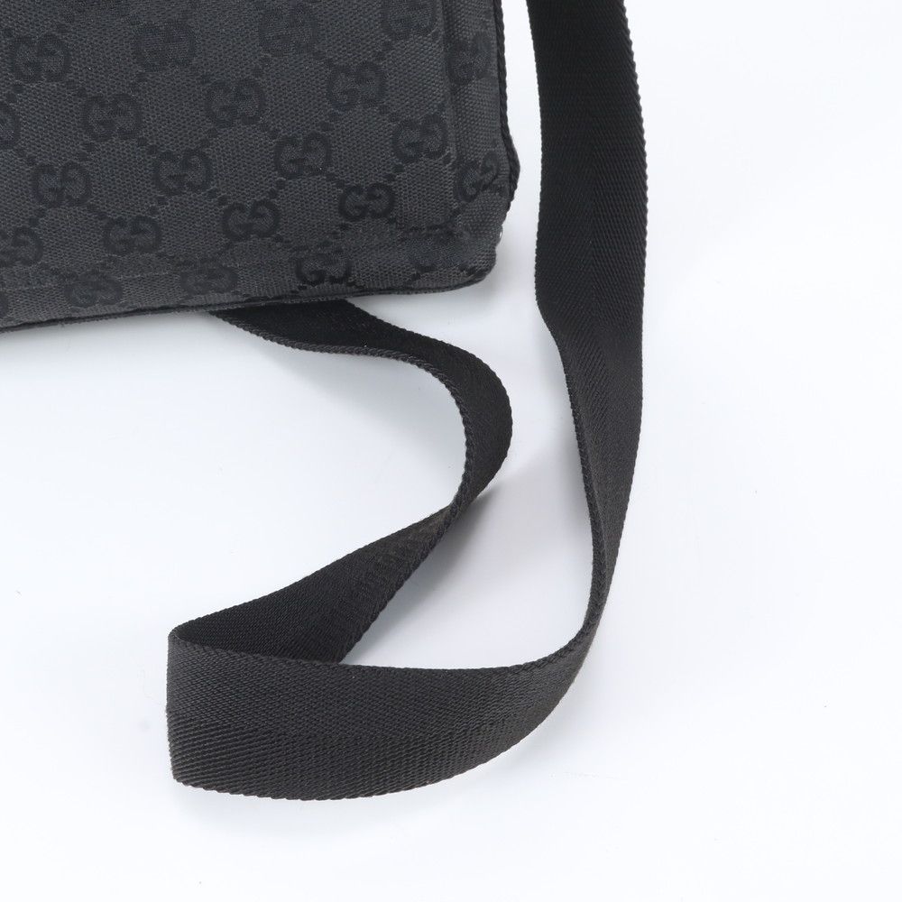 Gucci GG Canvas Leather Shoulder Bag Messenger Business Black — view 2