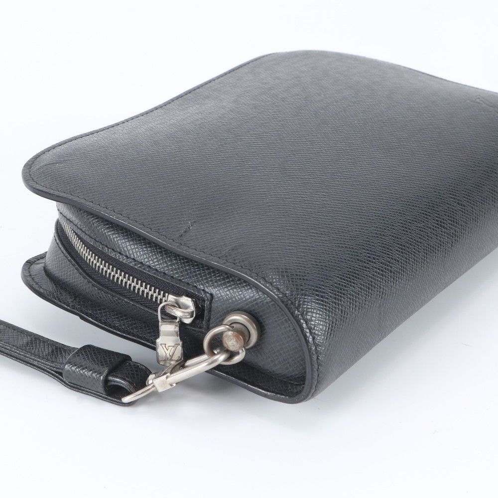 Louis Vuitton Taiga Baikal Leather Clutch Pouch Business — view 5