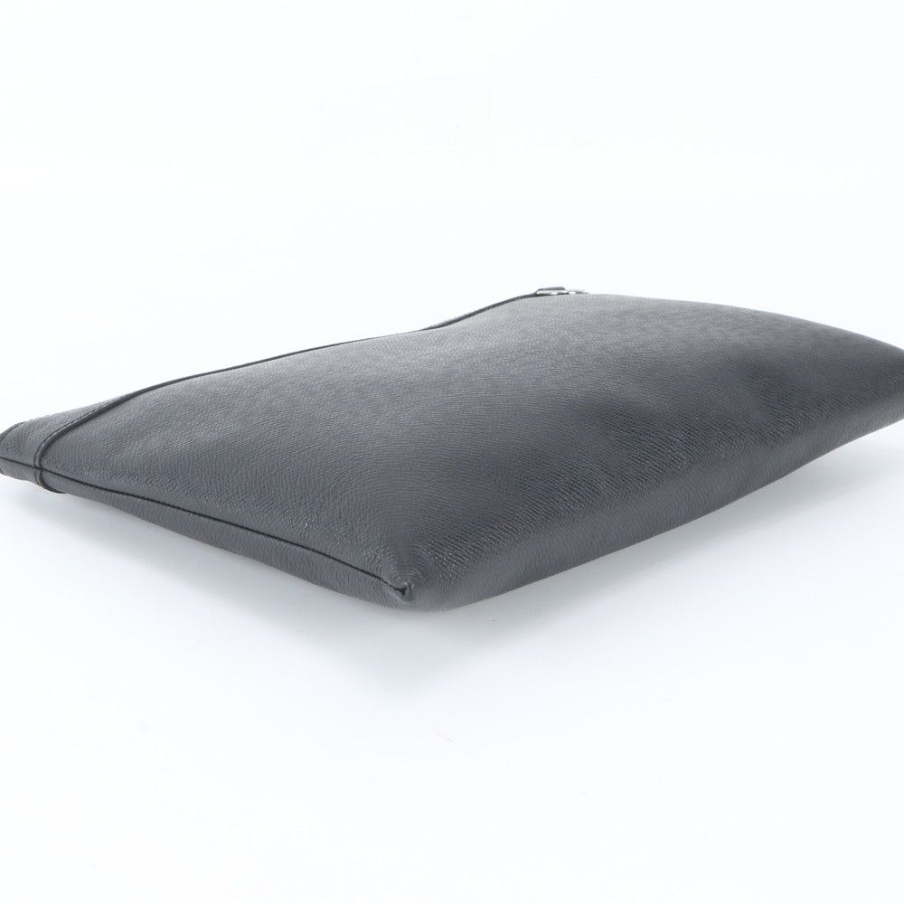 Louis Vuitton Taiga Pochette Apollo Leather Clutch Black — view 4