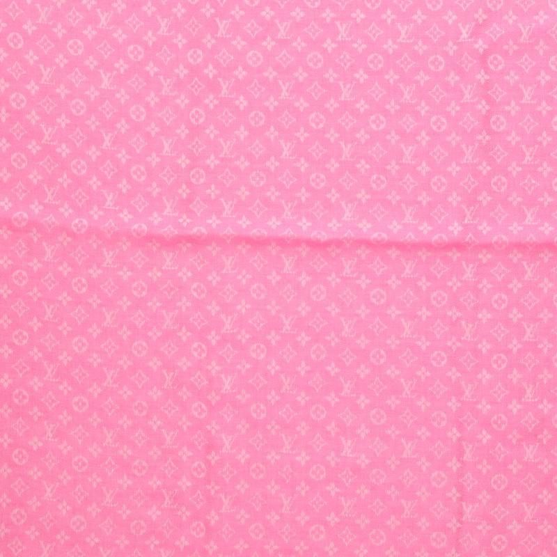 Louis Vuitton Shawl Petit Monogram All Over Wool Silk Scarf — view 2