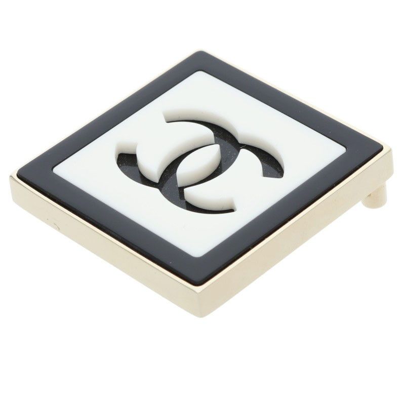 Chanel 23c Square Frame CC Logo Brooch — view 4