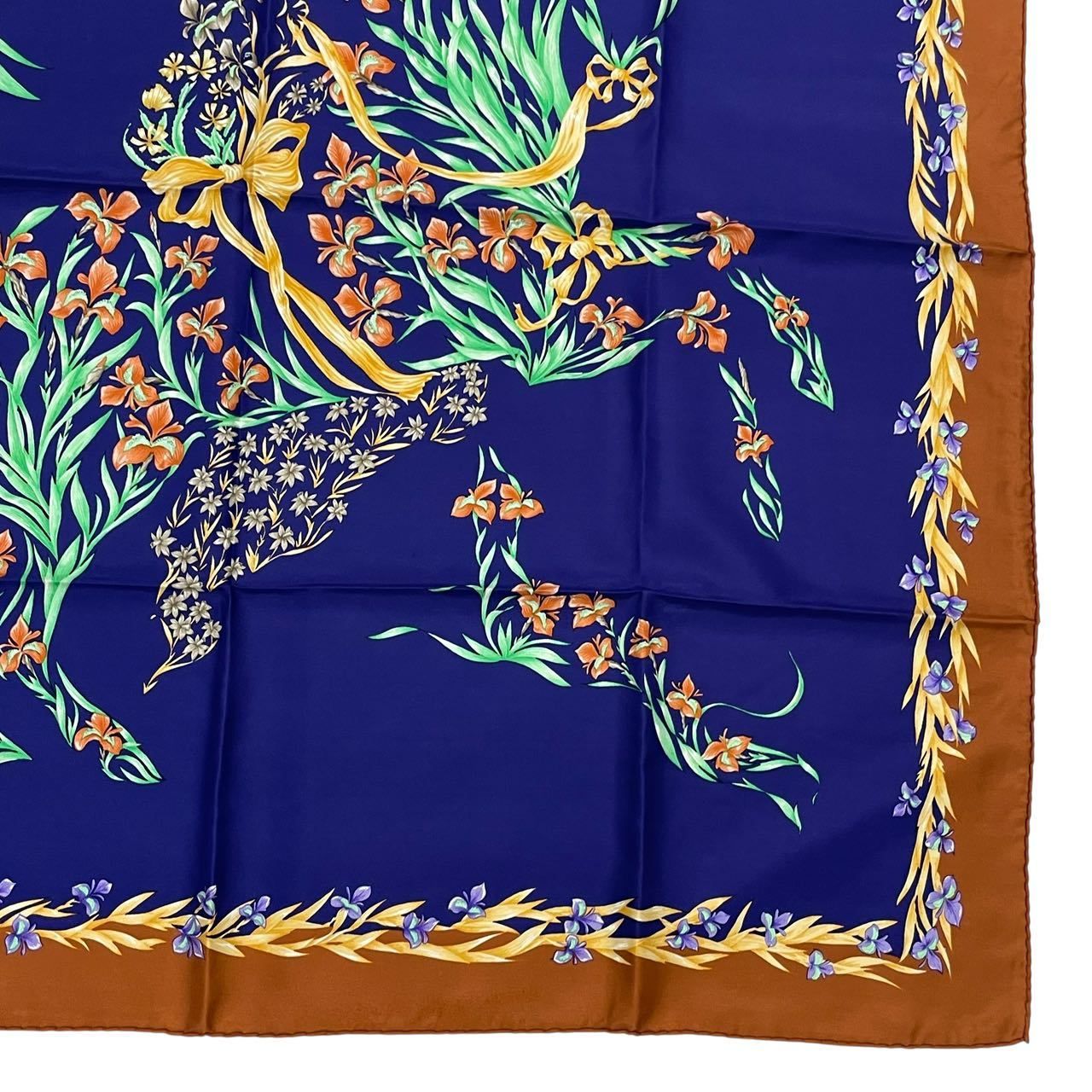 Hermes Scarf Silk Carre 90 Cheval Fleuri Flower Blooming Horse Blue — view 5