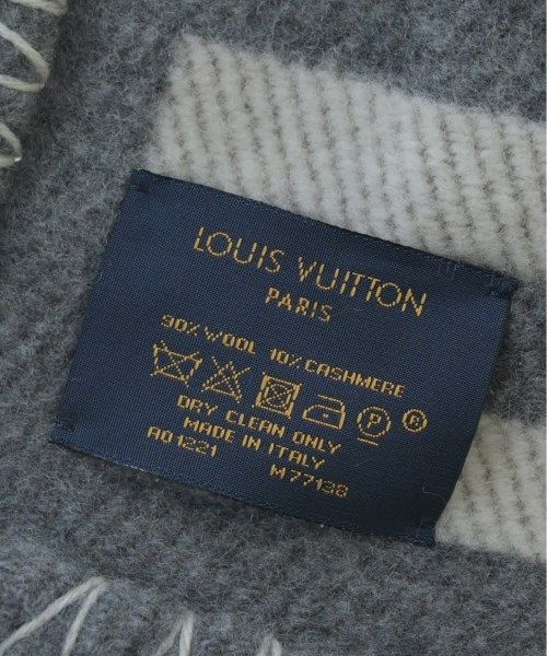 Louis Vuitton Scarf Gray — view 5