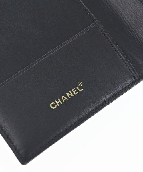Chanel Shoulder Bag Black — view 4