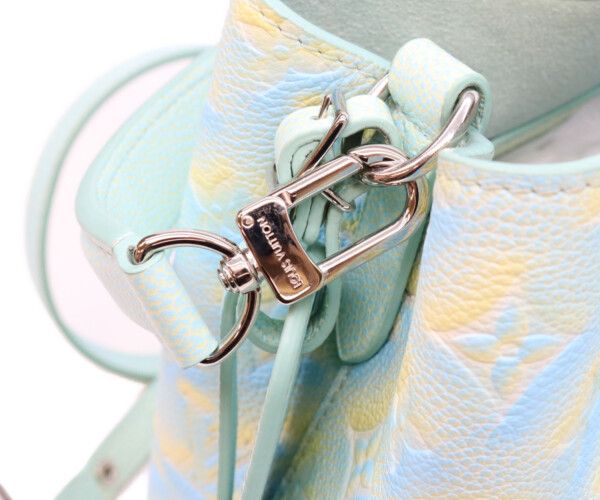Louis Vuitton Monogram Empreinte Summer Star Vert Neo Noe BB Bucket — view 6
