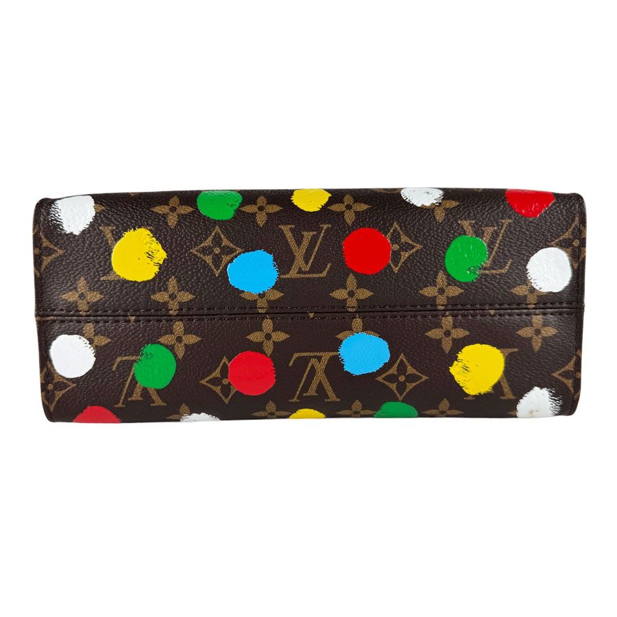 Louis Vuitton Shoulder Bag LV Yk Monogram Painted Dot On The Go PM — view 4