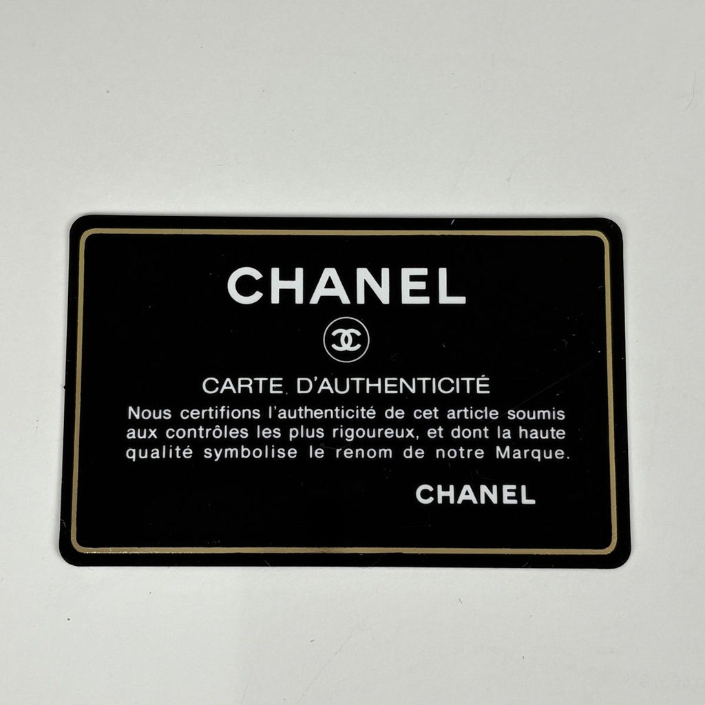 Chanel CC Logo Zip Around Wallet CC Round Zip Caviar Leather Pink — view 9