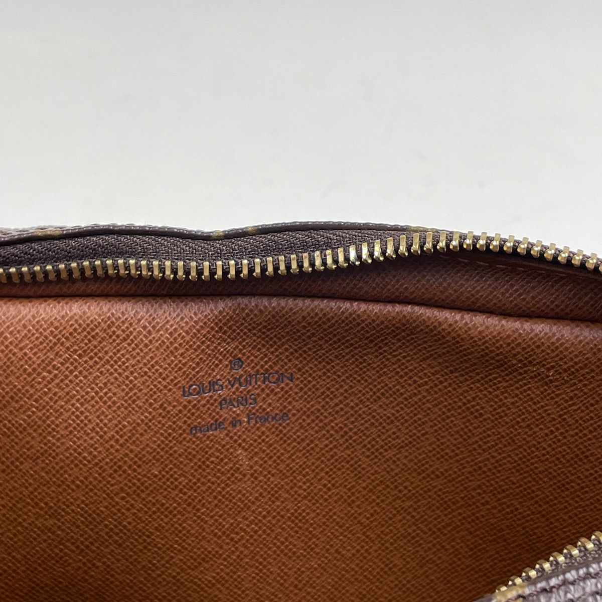 Louis Vuitton Pochette Maroulis Bandouliere Crossbody Shoulder Bag Monogram — view 8