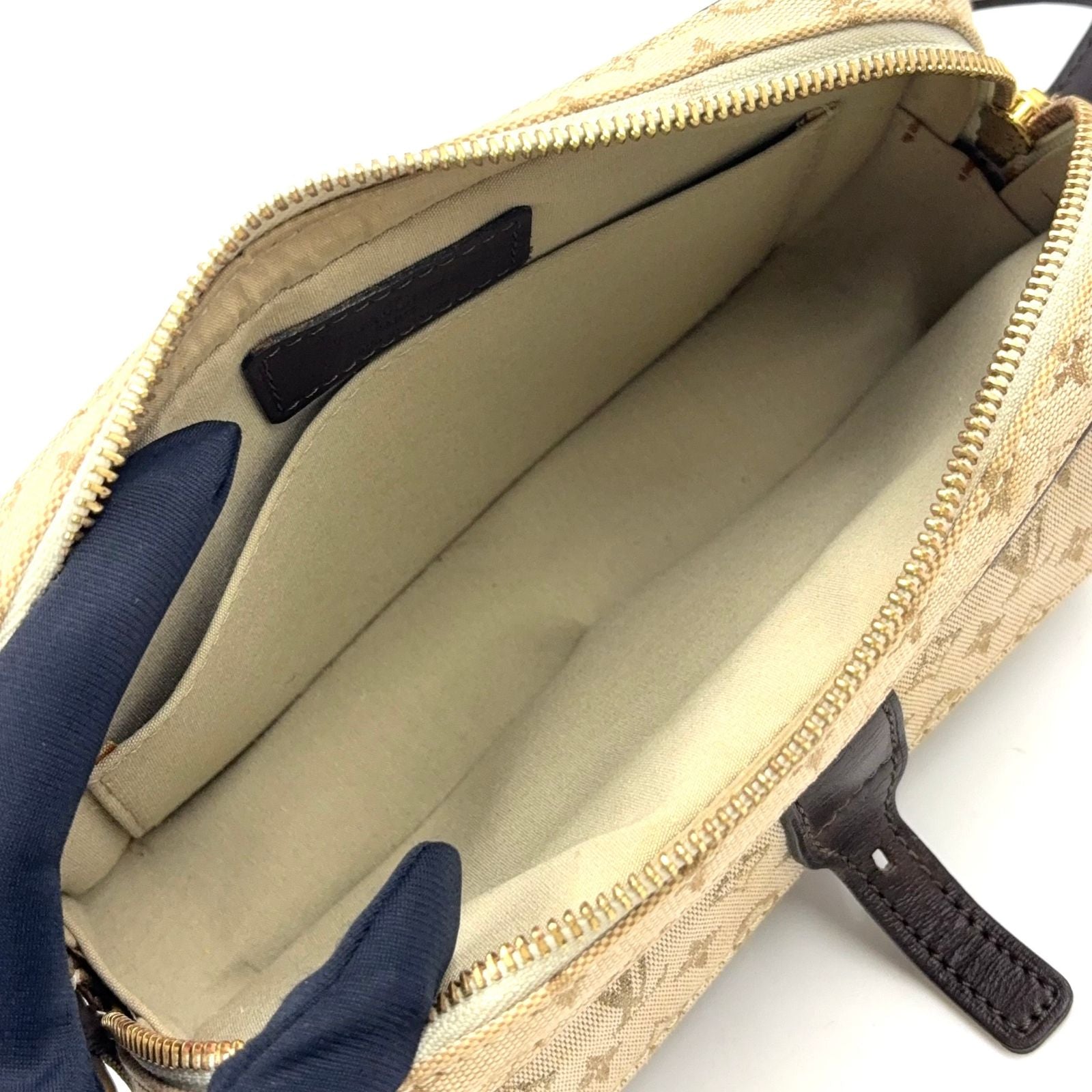 Louis Vuitton Juliette MM Monogram Mini Khaki Leather Canvas Dark Brown Beige — view 3