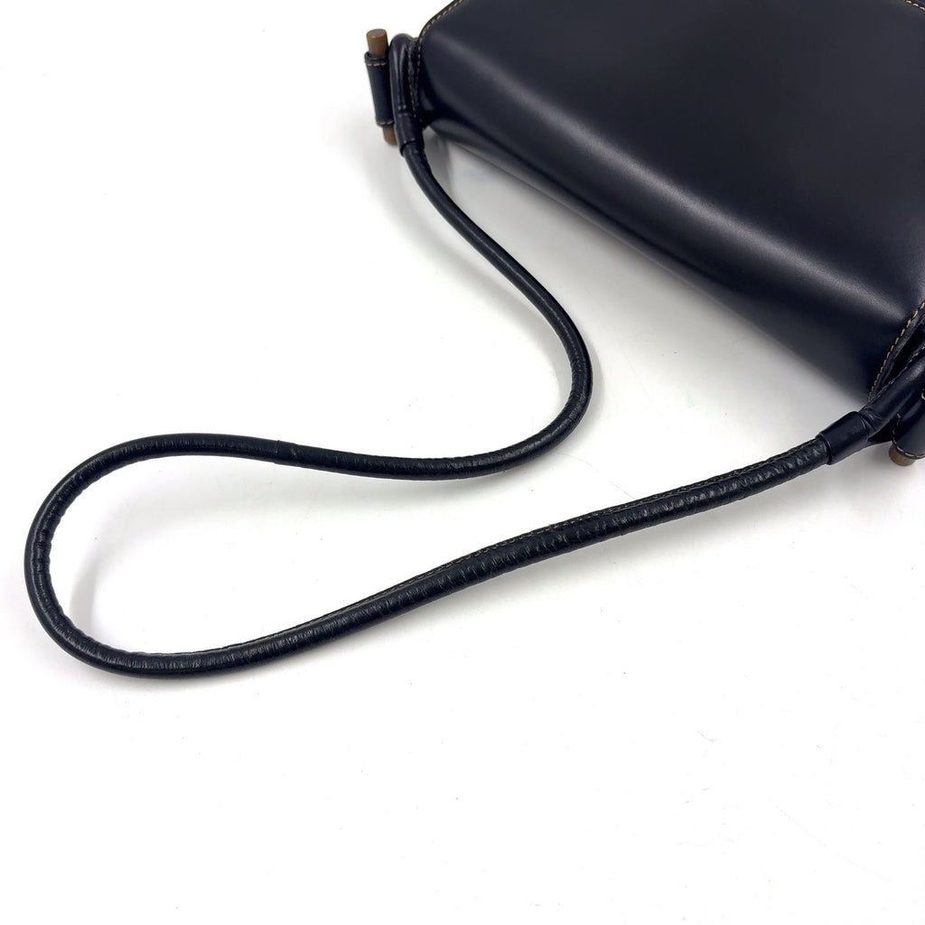 Loewe Vintage Flap Calfskin Black Shoulder Bag Gold — view 5