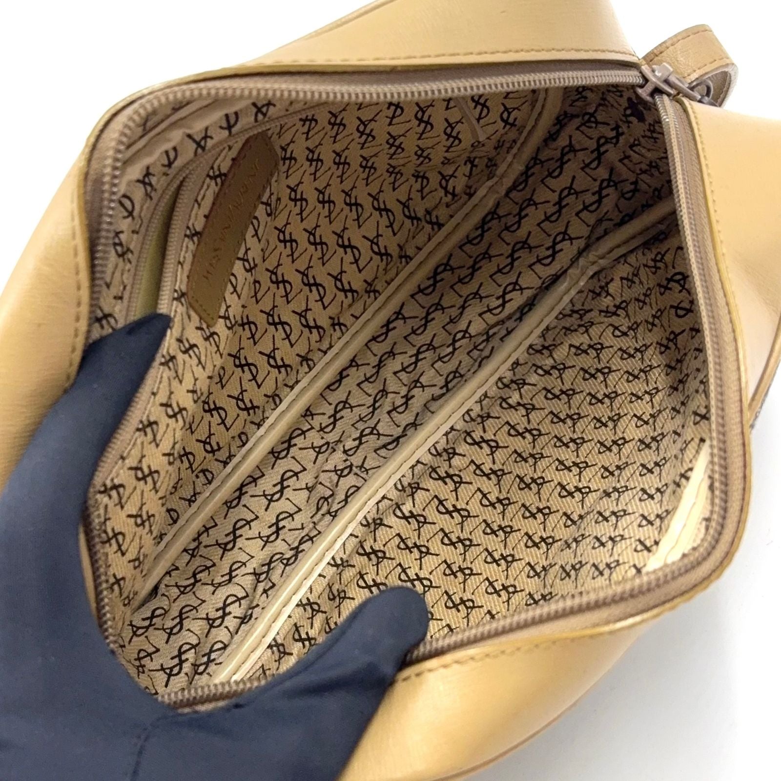 Saint Laurent Giraffe Pattern YSL Logo Calfskin Brown Beige Shoulder Bag Gold — view 3