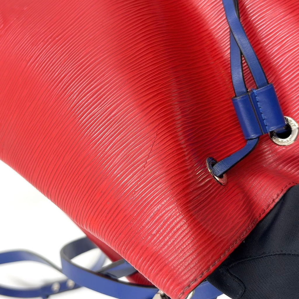 Louis Vuitton Neo Noe MM Epi Leather Blue Red Shoulder Bag Silver — view 9