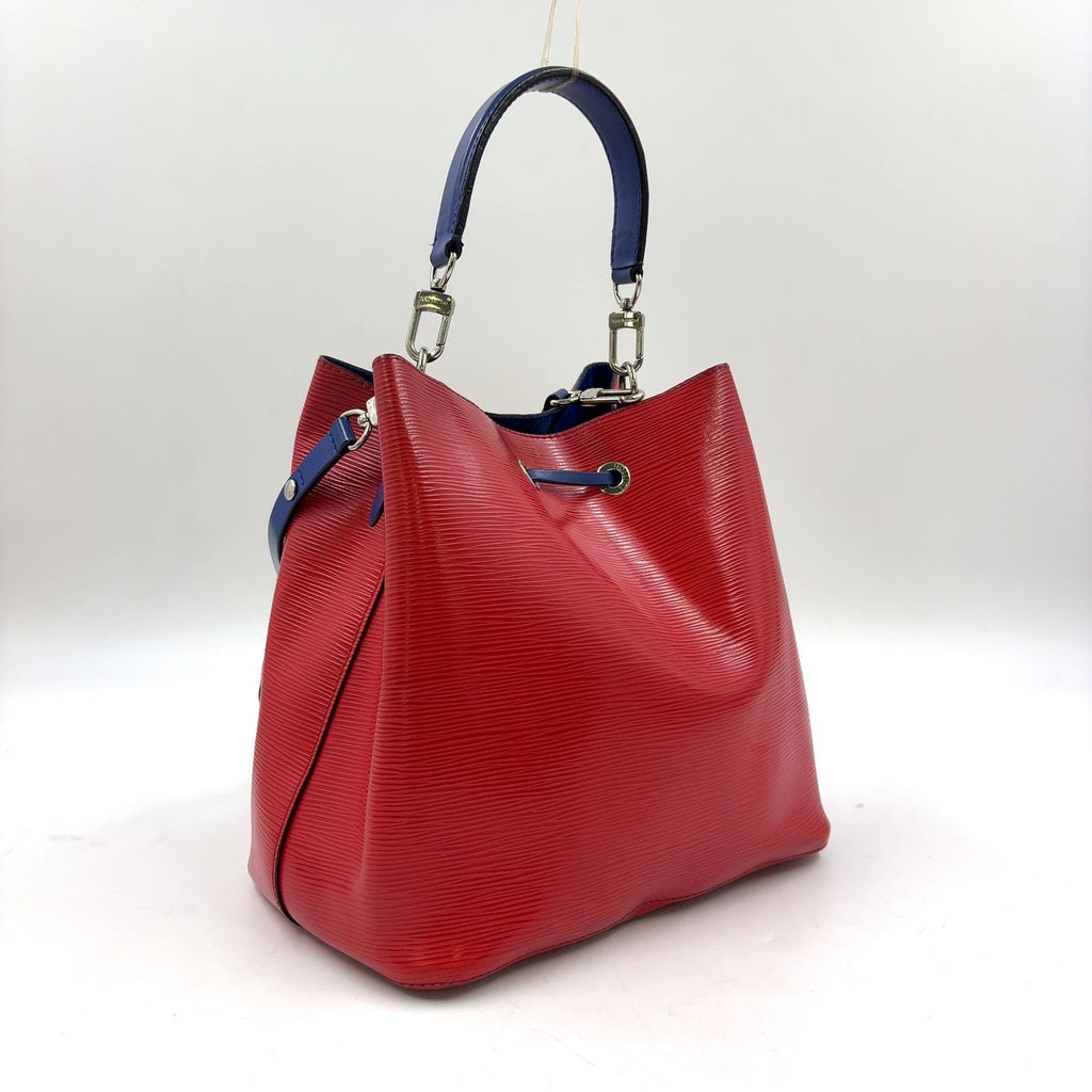 Louis Vuitton Neo Noe MM Epi Leather Blue Red Shoulder Bag Silver — view 2