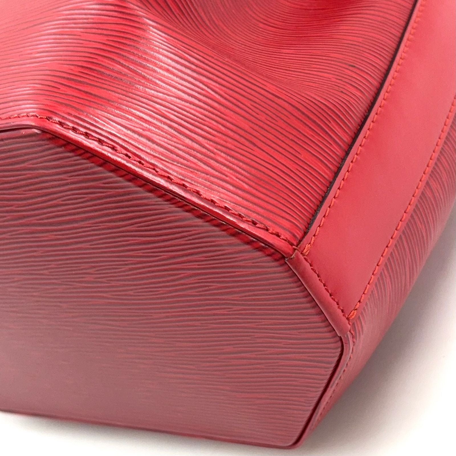 Louis Vuitton Sac Depot Epi Castilian Red Leather Shoulder Bag Gold — view 8