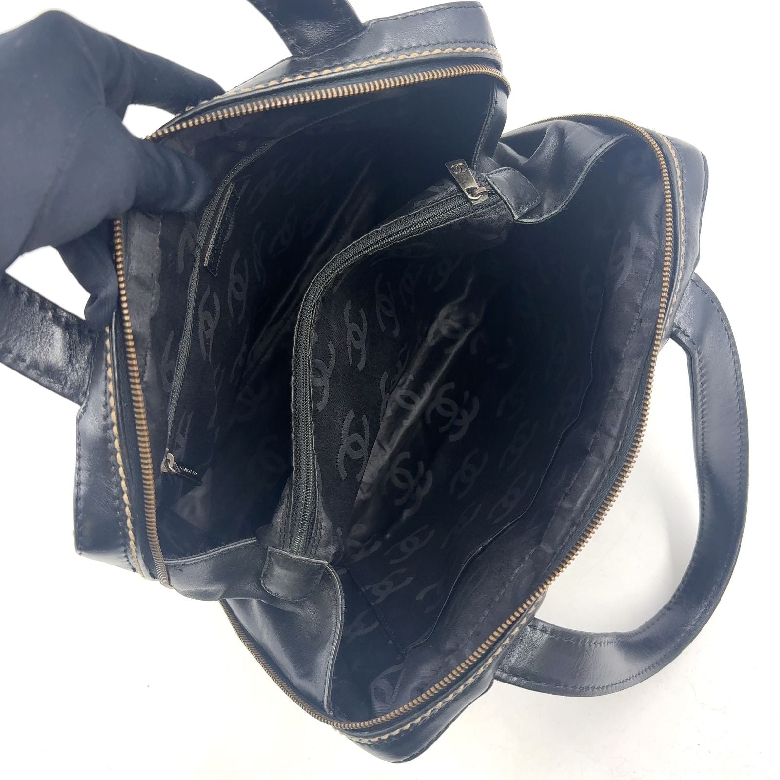 Chanel Wild Stitch Calfskin Black Handbag Gold — view 3