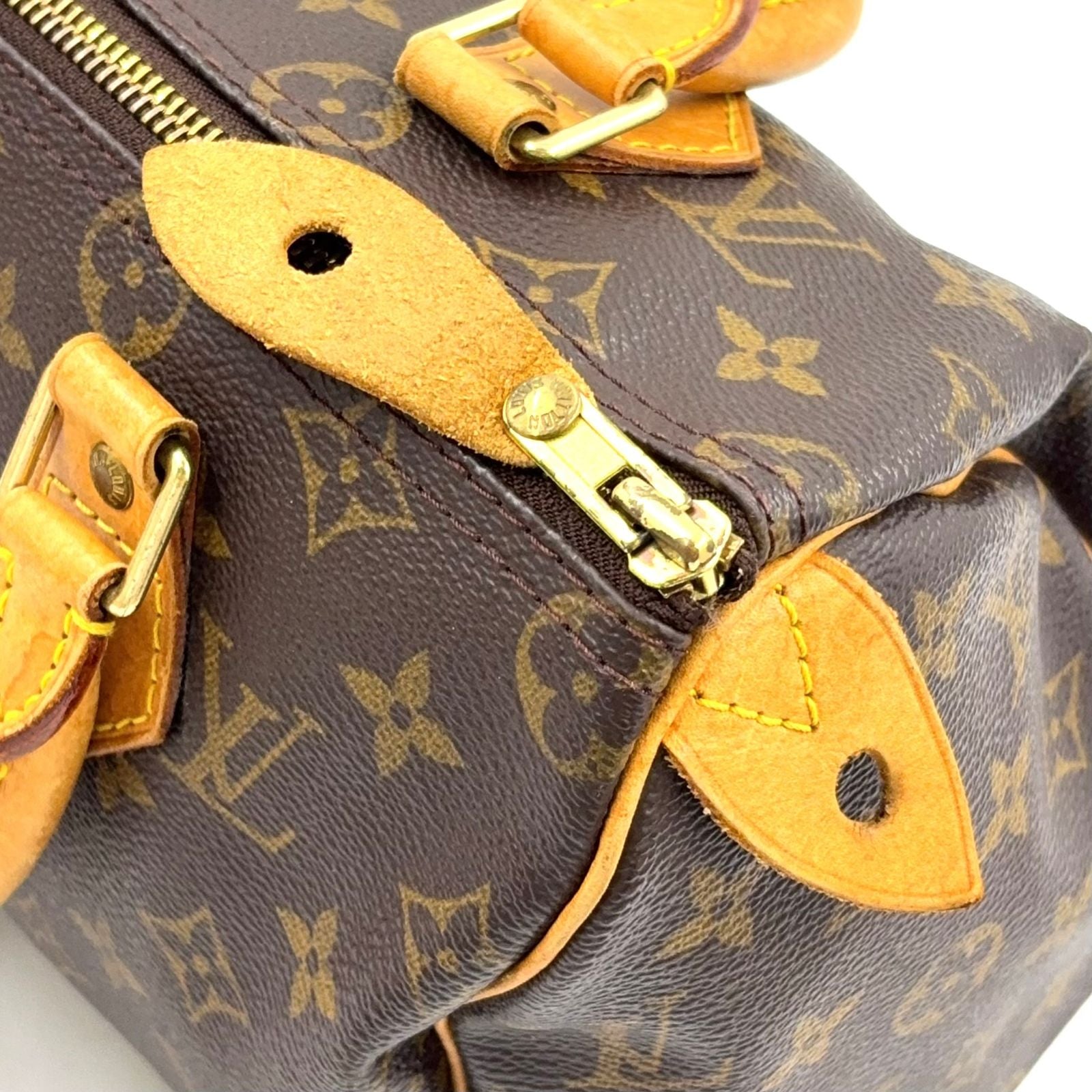 Louis Vuitton Speedy 25 Vintage Handbag — view 6