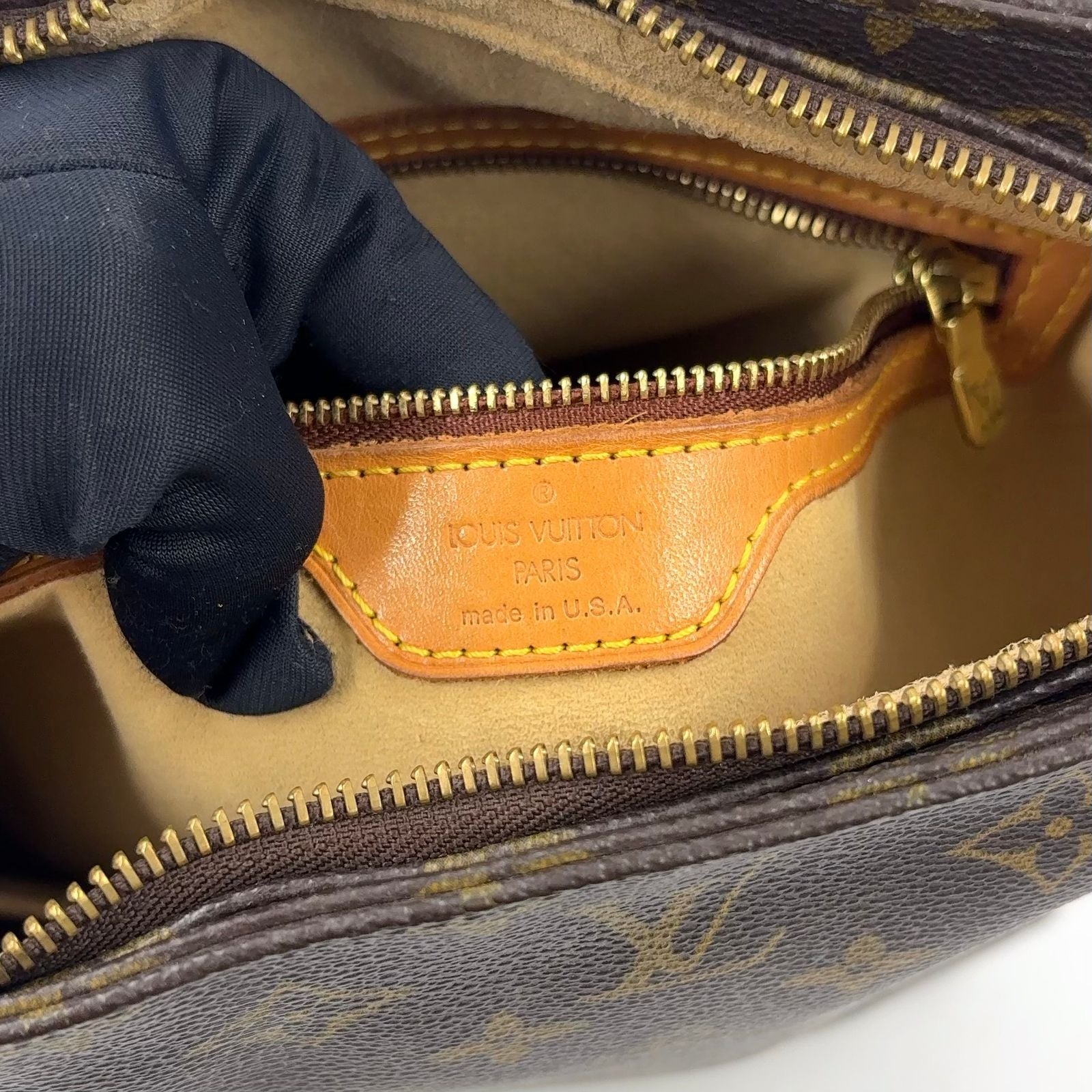 Louis Vuitton Looping GM Monogram Leather Brown Light Shoulder Bag Gold — view 4
