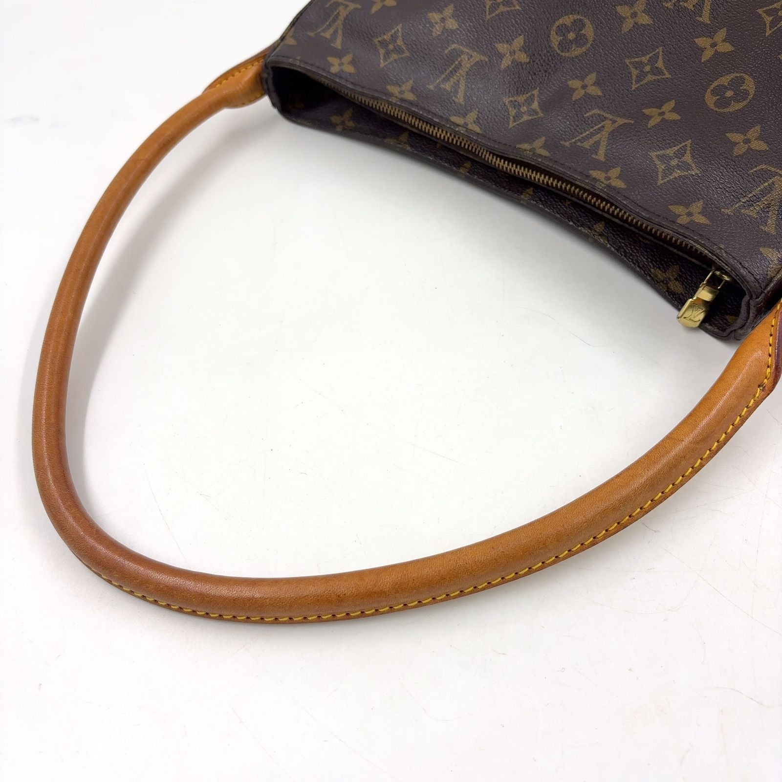 Louis Vuitton Looping GM Monogram Leather Brown Light Shoulder Bag Gold — view 5