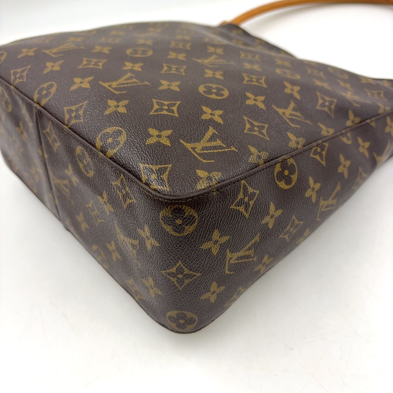 Louis Vuitton Looping GM Monogram Leather Brown Light Shoulder Bag Gold — view 8