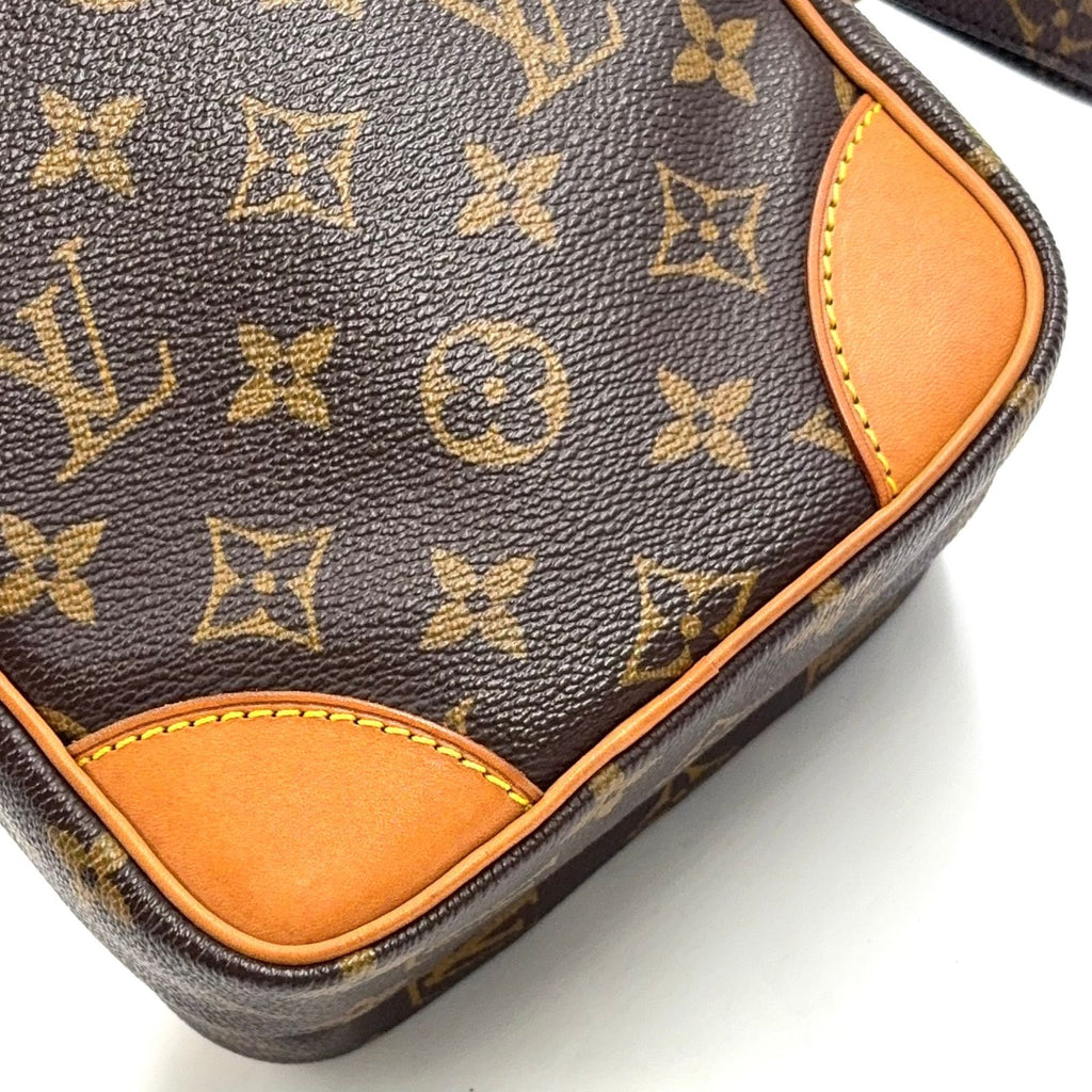 Louis Vuitton Amazon Monogram Leather Brown Light Shoulder Bag Gold — view 7
