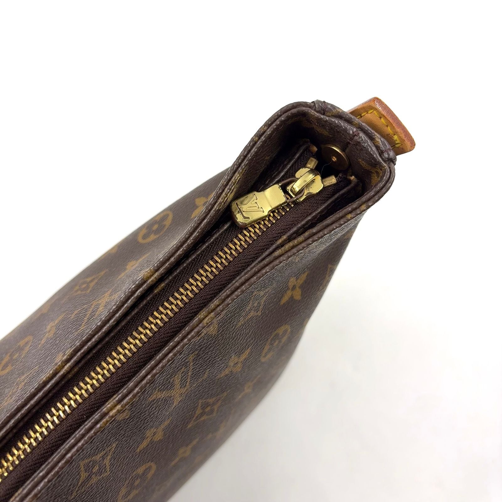Louis Vuitton Looping GM Monogram Leather Brown Light Shoulder Bag Gold — view 9