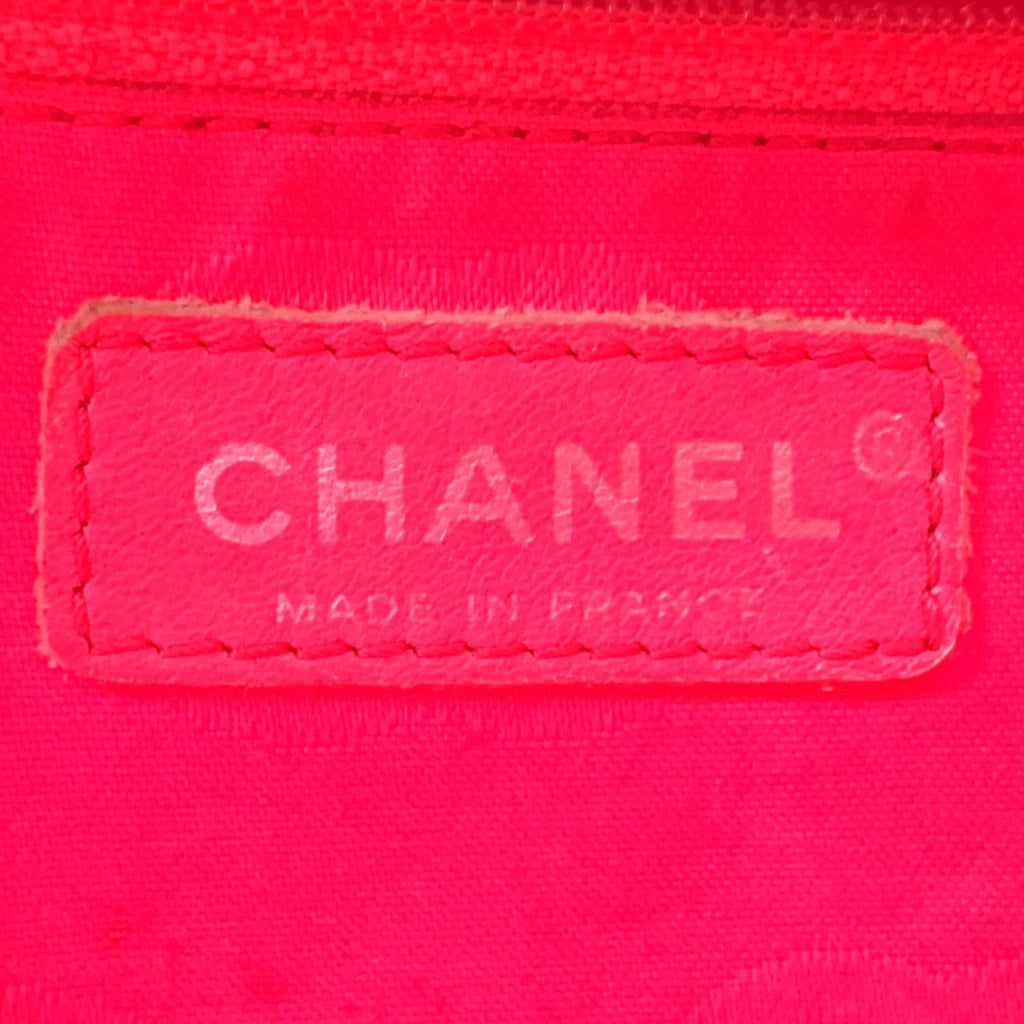 Chanel Cambon Line Bowling Lambskin Black White Shoulder Bag Silver — view 4