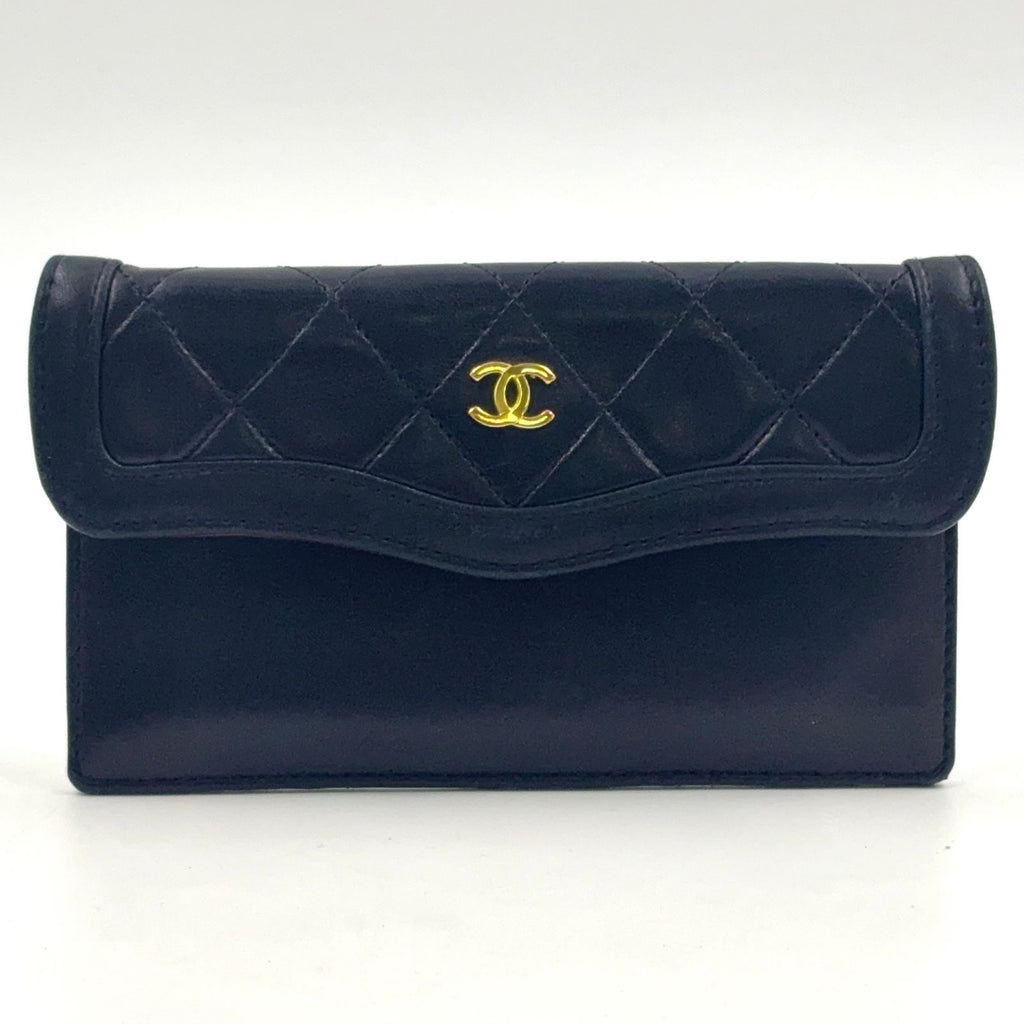 Chanel Quilted Shoulder Bag Lambskin Black Pouch Gold