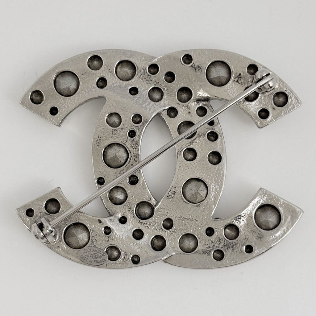 Chanel CC Logo Rhinestone Brooch Silver Plated — view 2