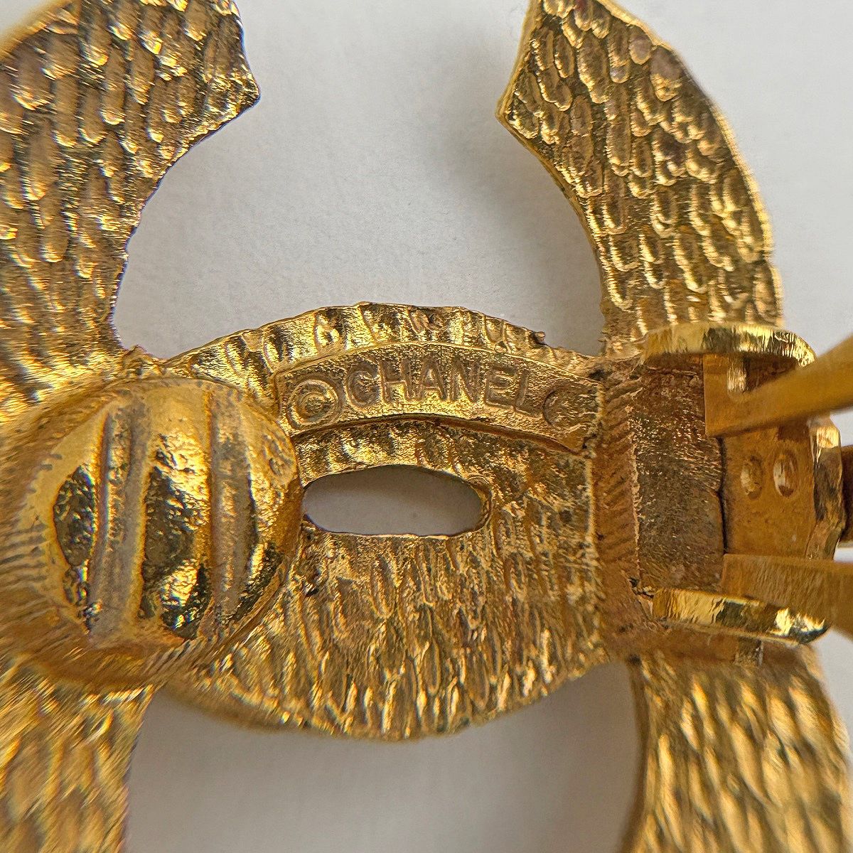 Chanel CC Logo Earrings Gold Plated — view 4