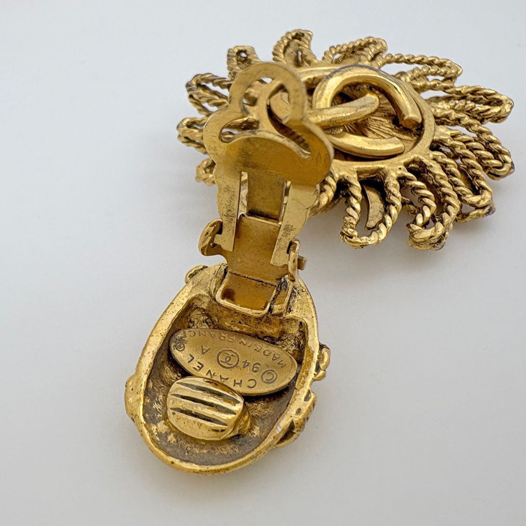 Chanel CC Logo Earrings Swing Gold Plated — view 3