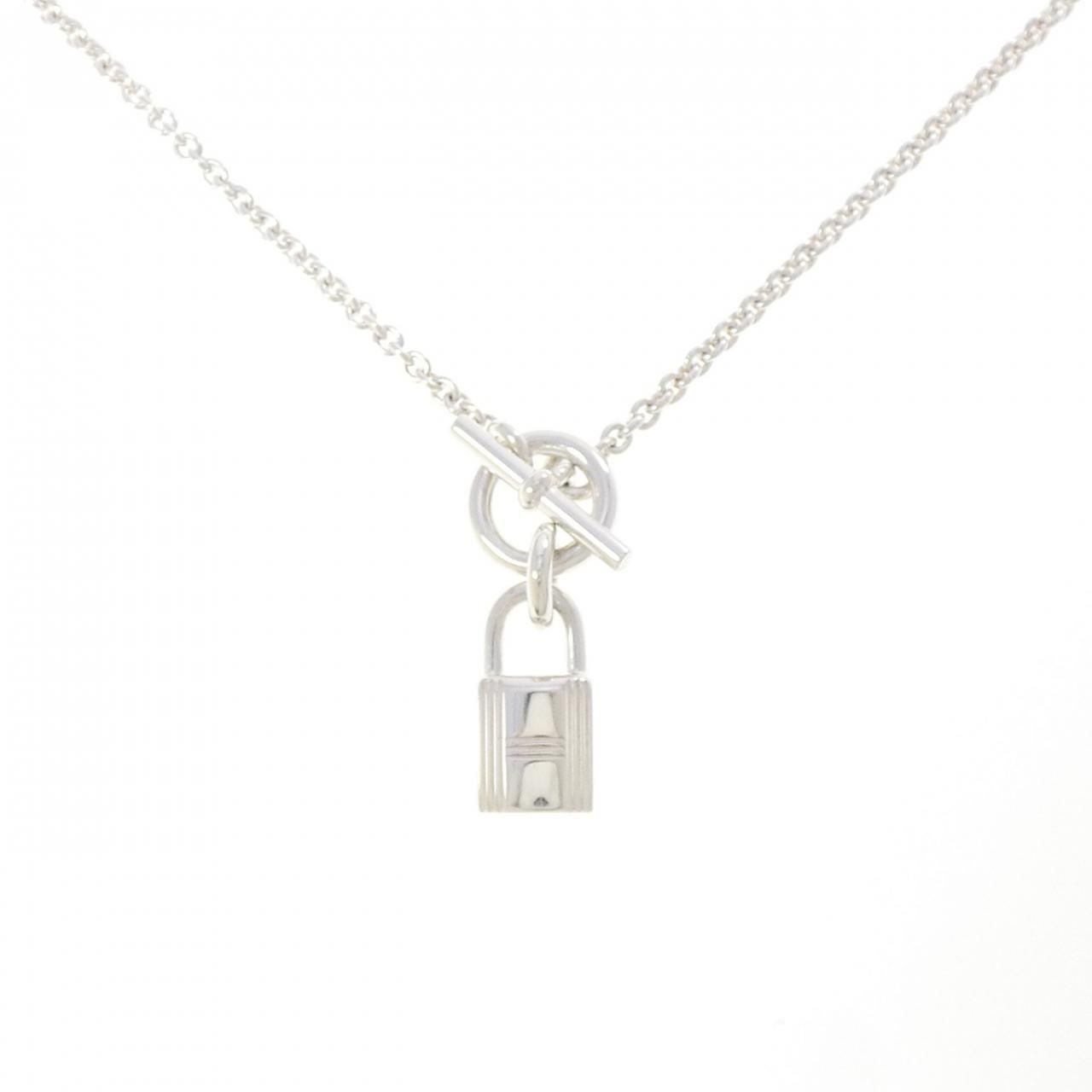 Hermes Amulet Cadena Necklace