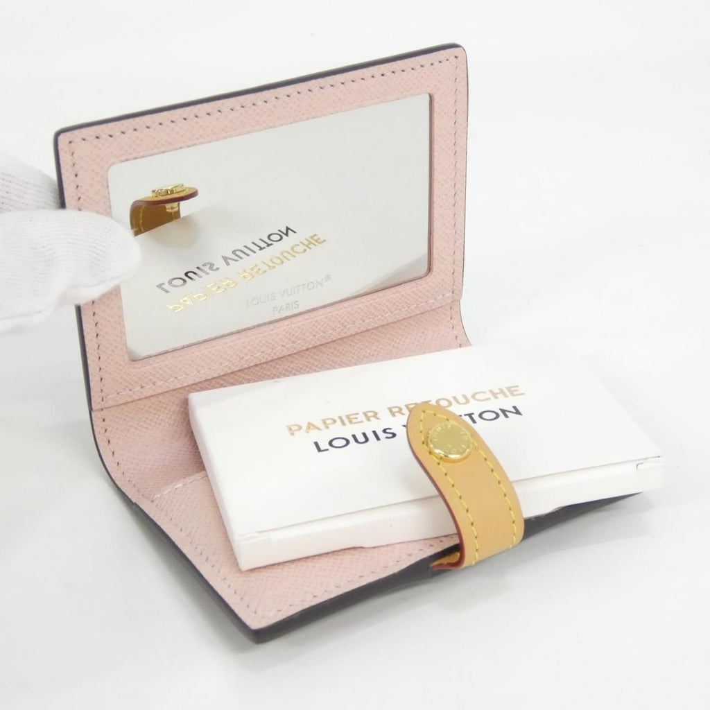 Louis Vuitton Monogram Mattifying Paper Case Shoulder — view 5