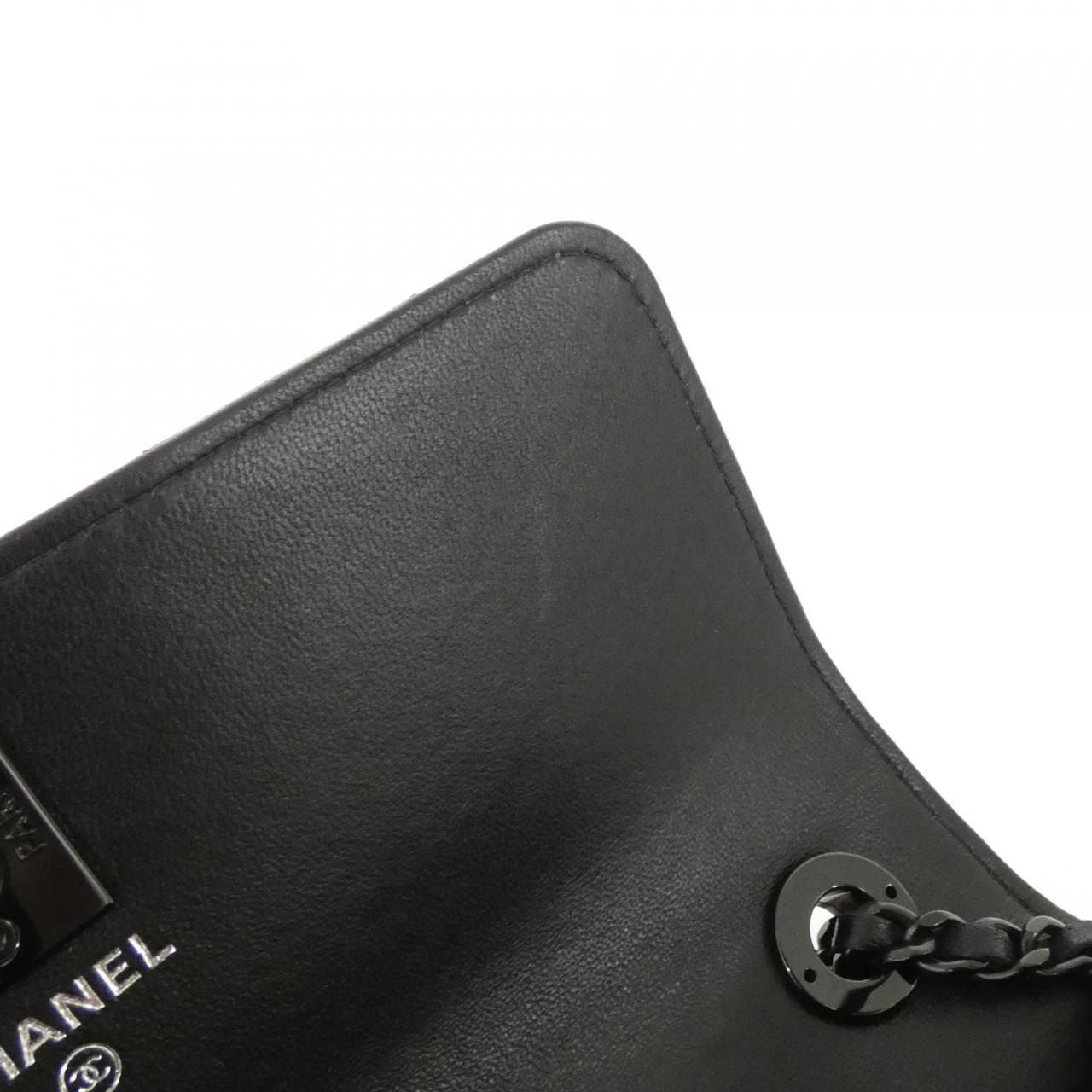 Chanel Chain Clutch Black — view 9