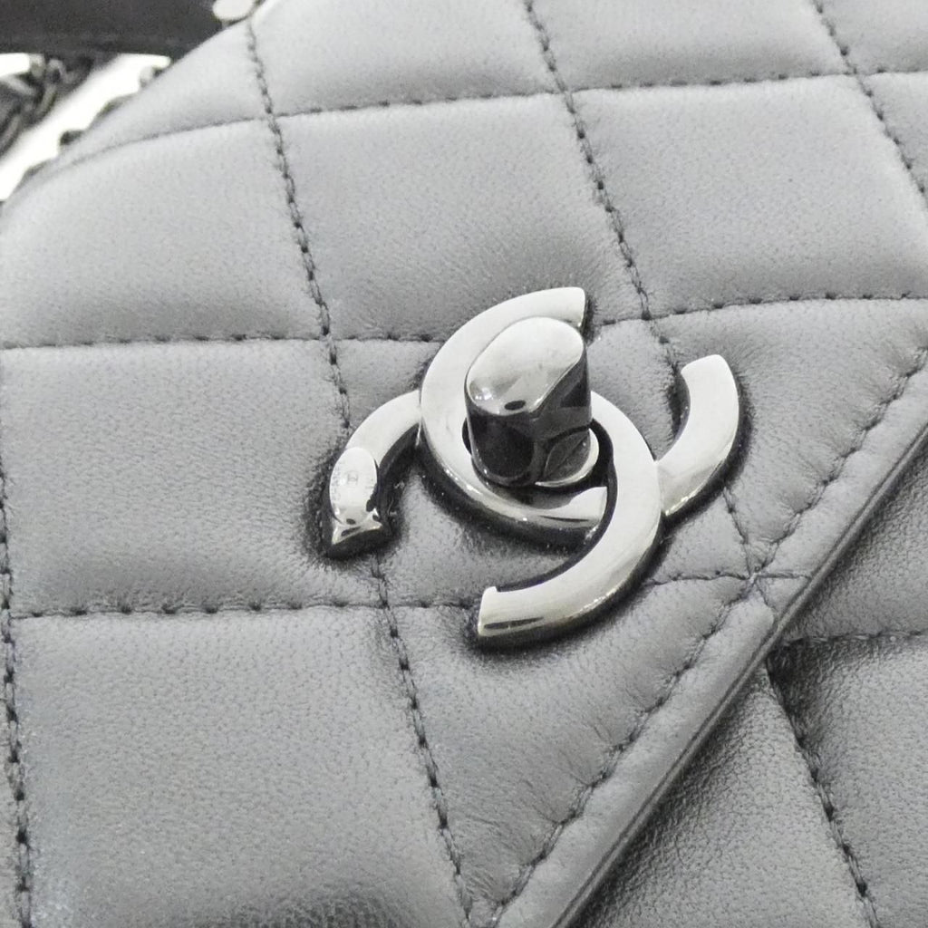 Chanel Chain Clutch Black — view 4