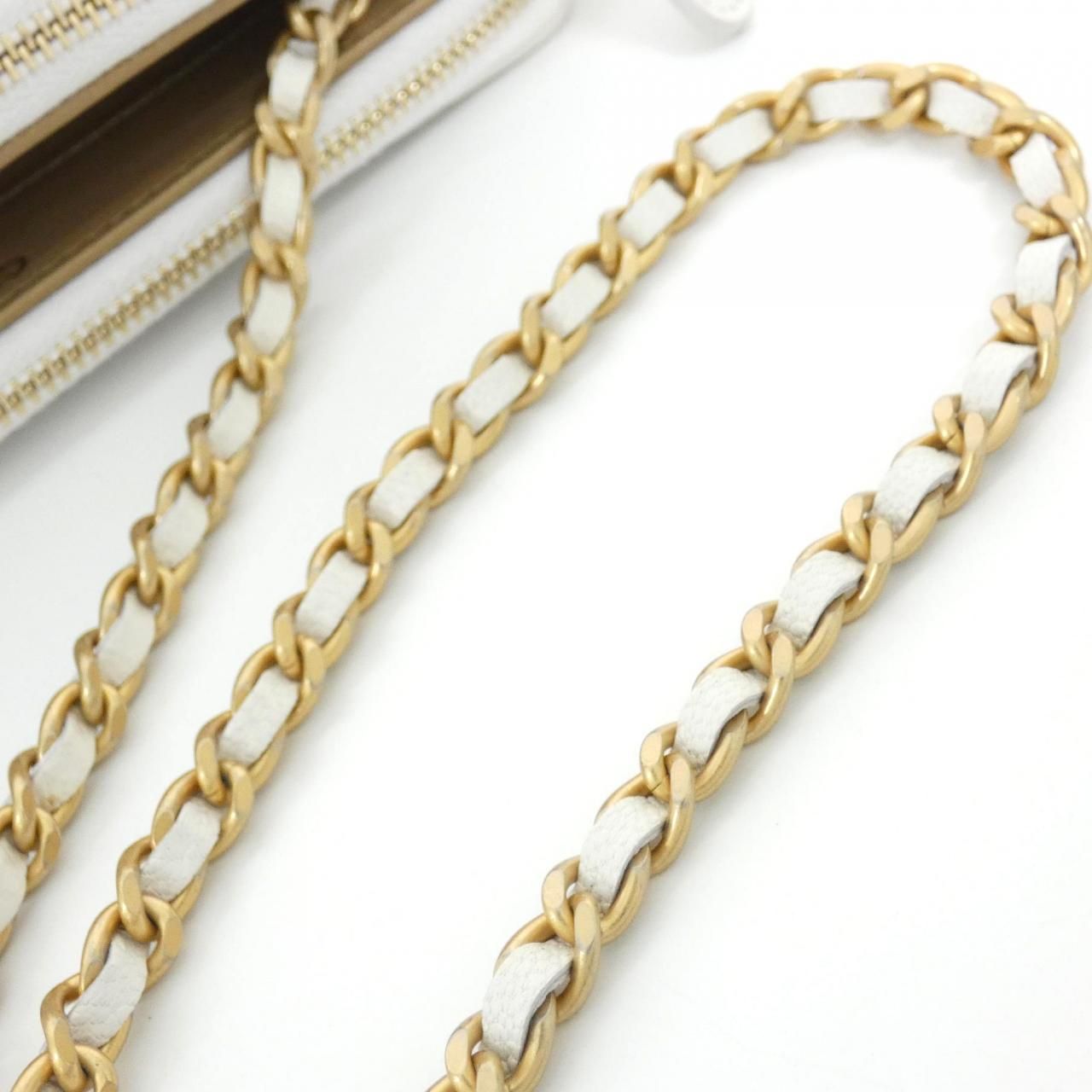 Chanel Chain Wallet Shoulder — view 9