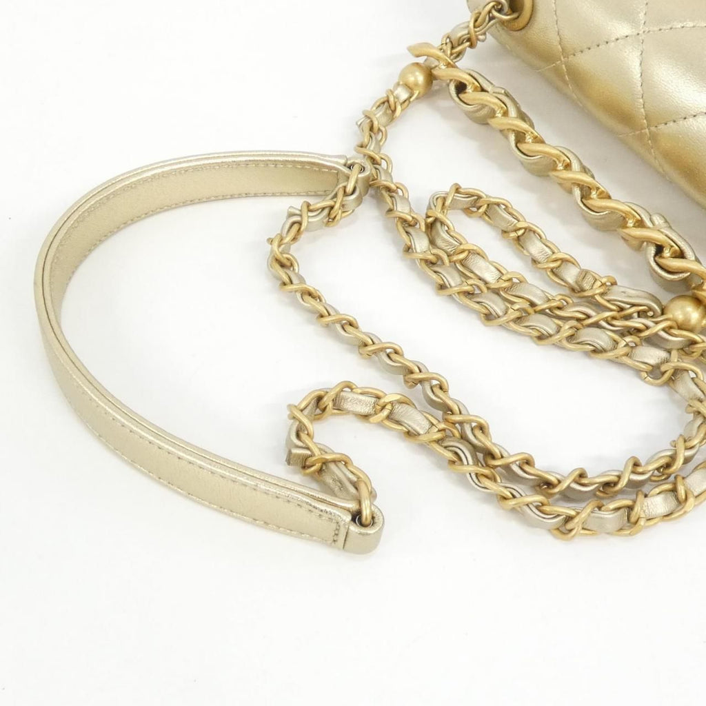 Chanel Bag Handbag Gold — view 4