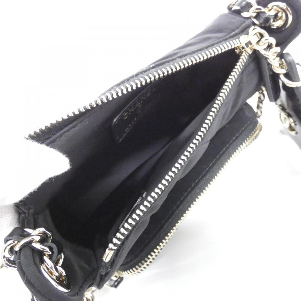 Chanel Chain Clutch Black — view 9