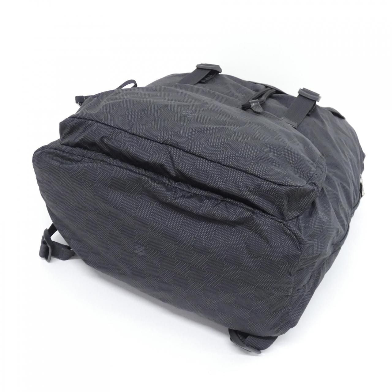 Louis Vuitton Damier Aventure Light Pack Backpack — view 3