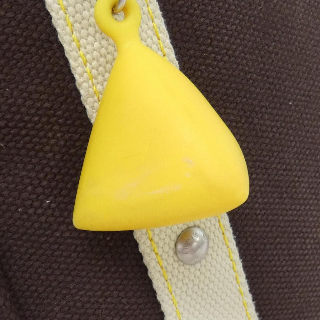 Louis Vuitton Cabas MM — view 5
