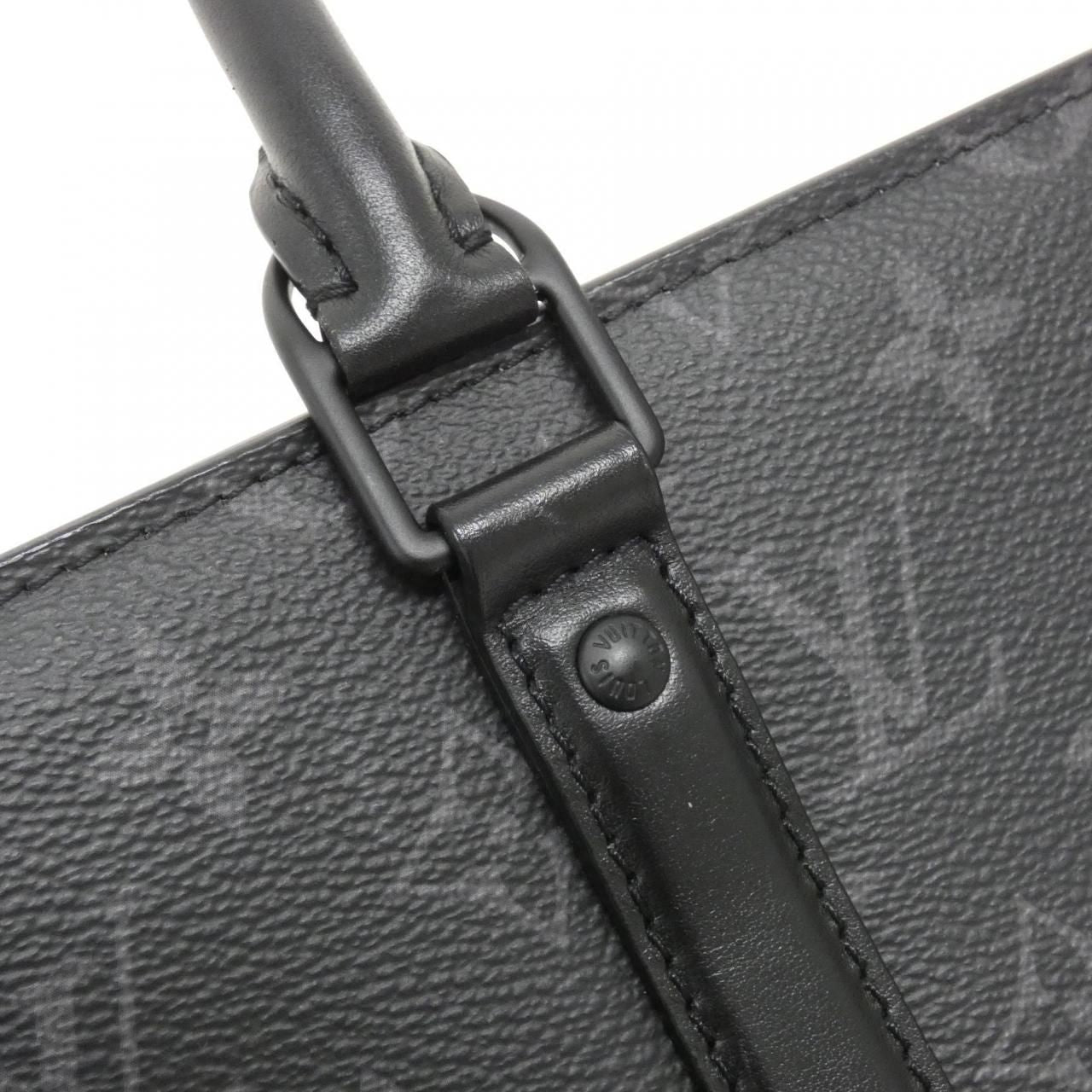 Louis Vuitton Monogram Eclipse Sac Pla Horizontal Zip — view 6
