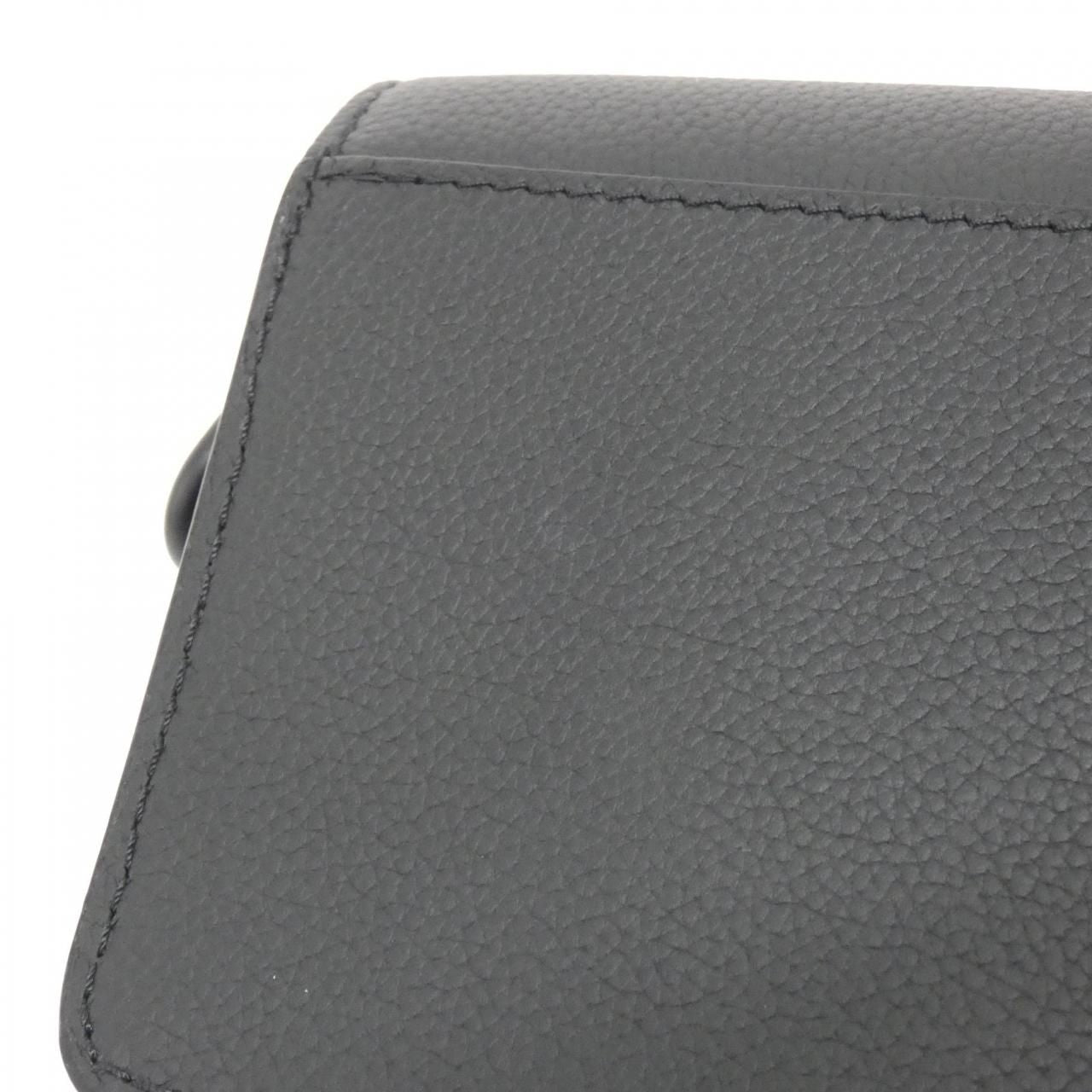 Louis Vuitton LV Aerogram Fast Line Wearable Wallet Shoulder — view 6