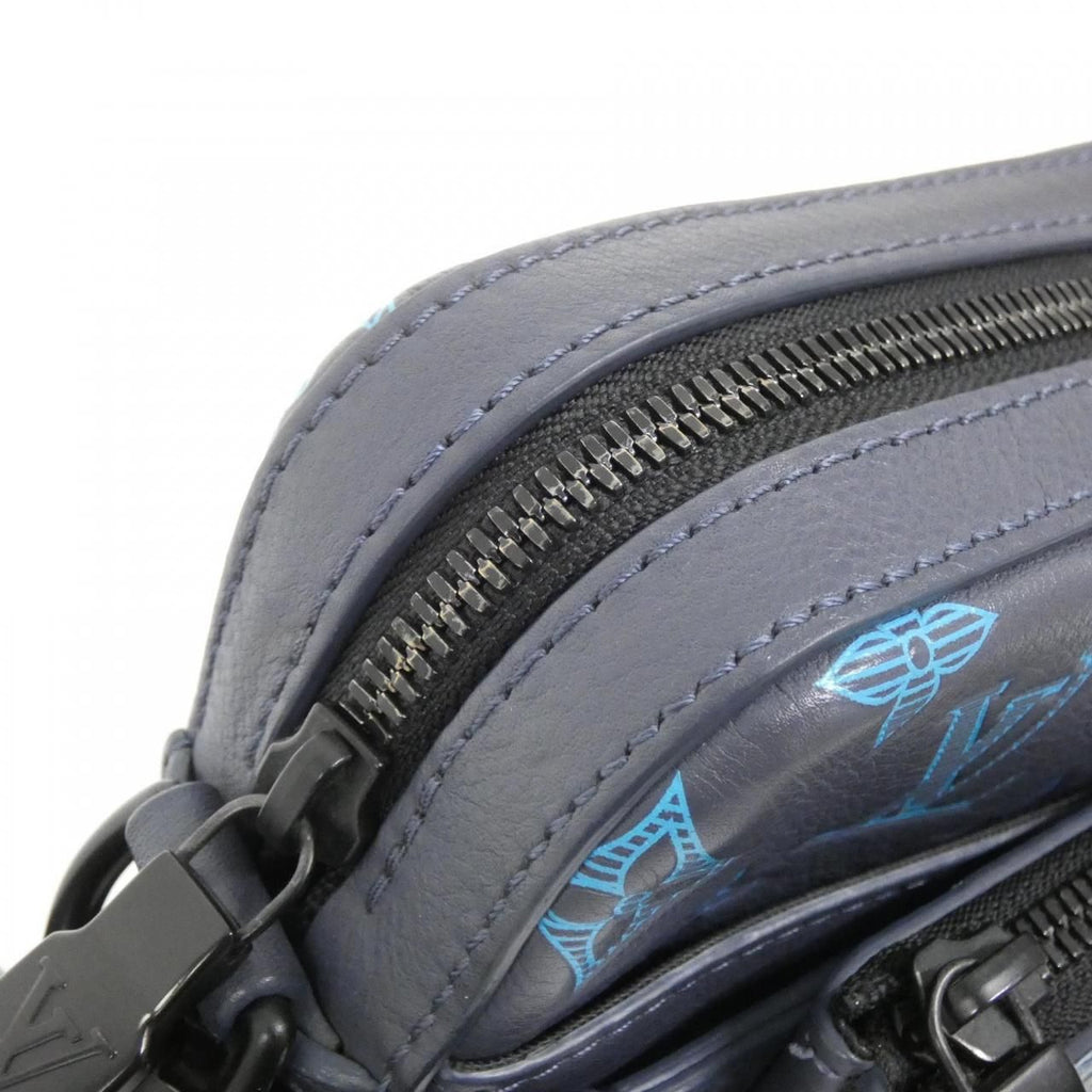 Louis Vuitton Monogram Shadow Trio Messenger Shoulder — view 4