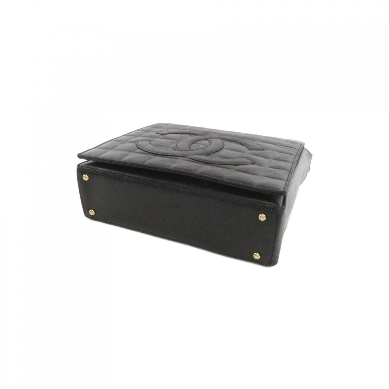 Chanel Choco Bar Line Shoulder — view 3