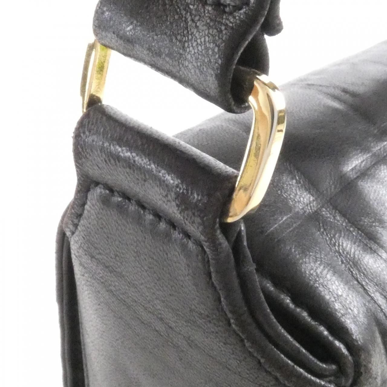 Chanel Choco Bar Line Shoulder — view 5