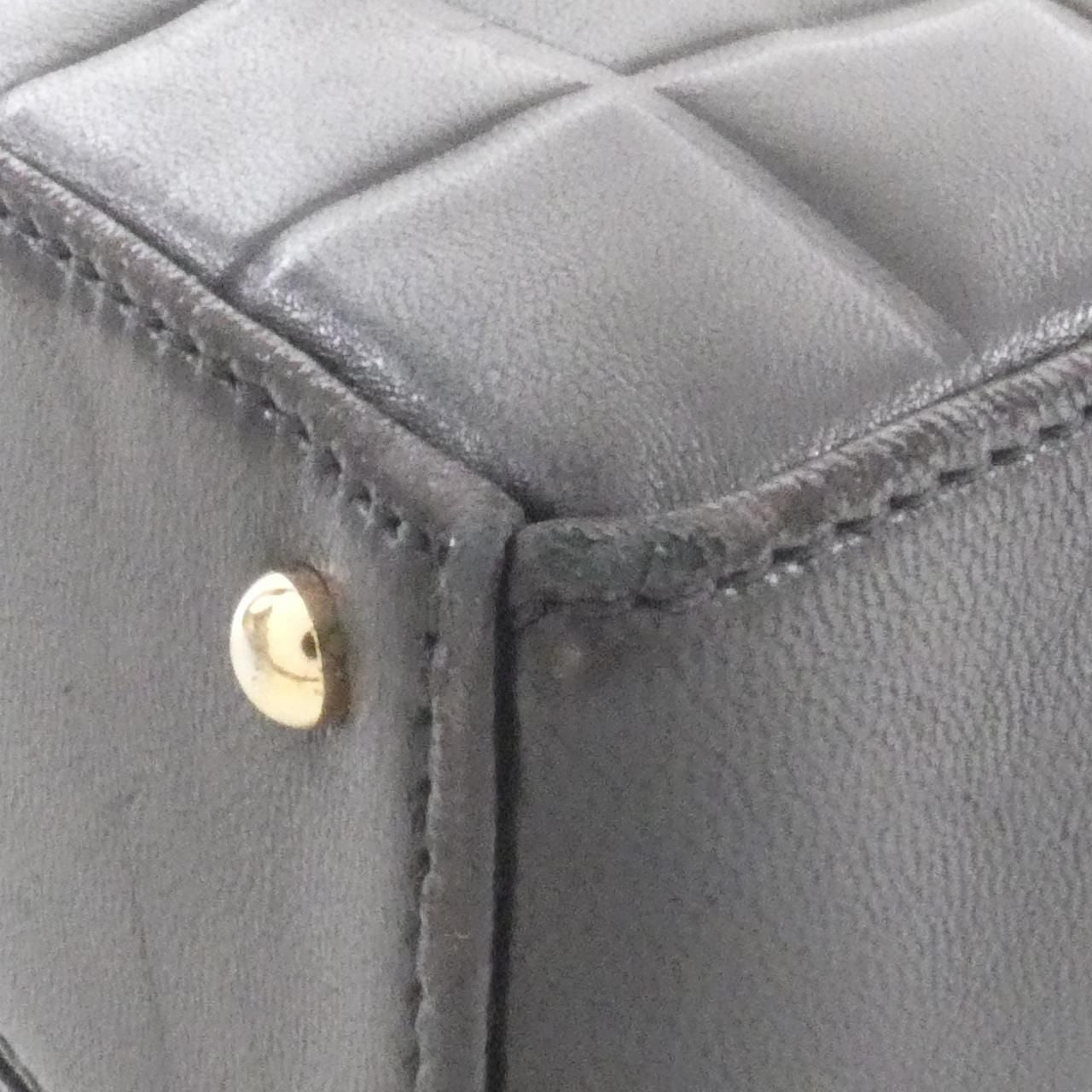 Chanel Choco Bar Line Shoulder — view 4