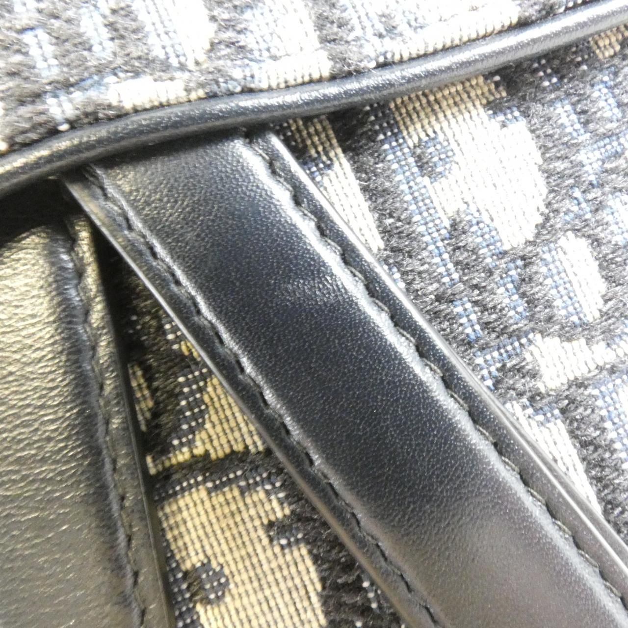 Dior Oblique Saddle Waist — view 4