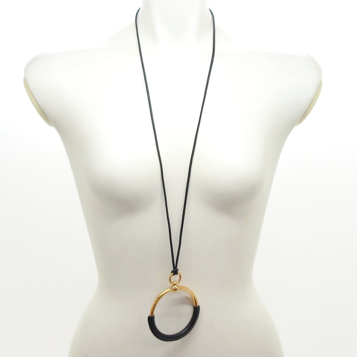 Hermes Necklace Loop Grand Leather Black Gold — view 2