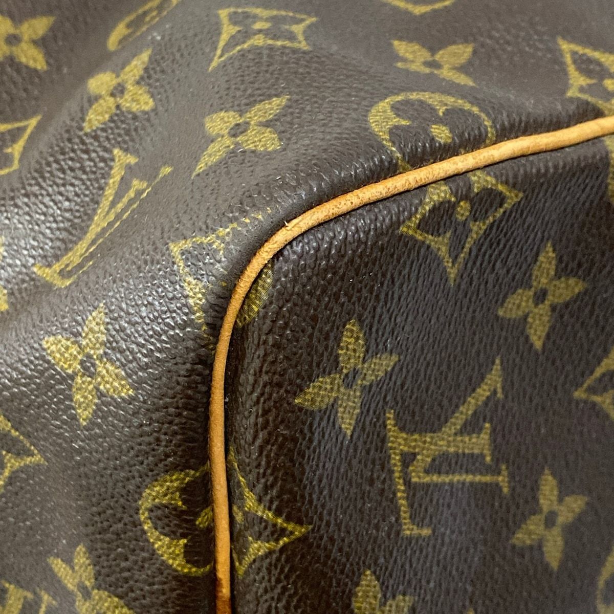 Louis Vuitton Boston Bag Monogram Keepall Bandouliere 55 — view 6