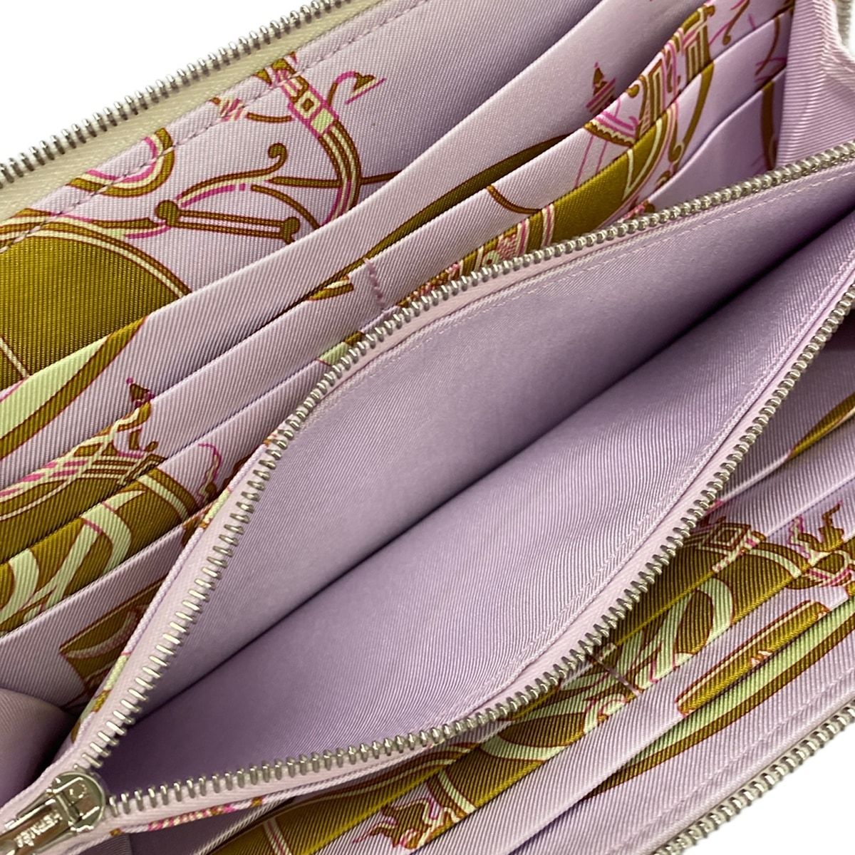 Hermes Wallet Azap Long Silk in Cles Move Perlee Silver Zip Around — view 4